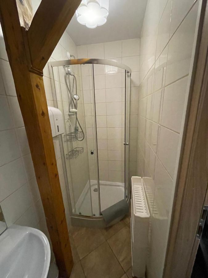 Mały pokój jednoosobowy